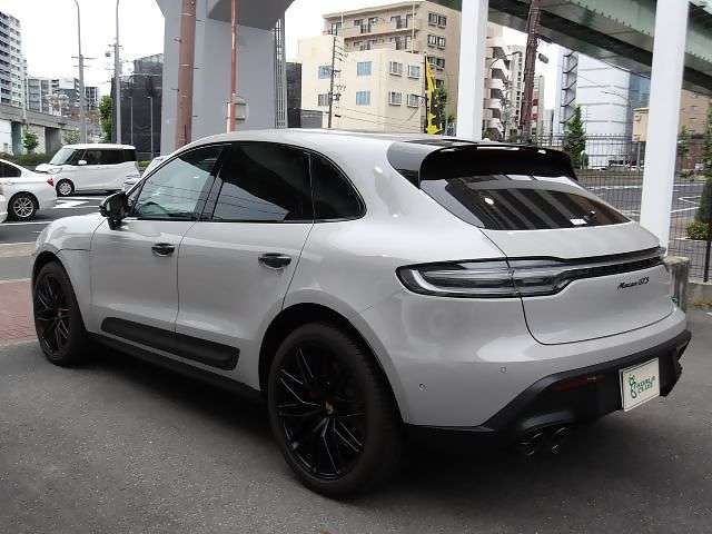ポルシェ マカン ＧＴＳ ＰＤＫ ４ＷＤ R6年 (東海) 99