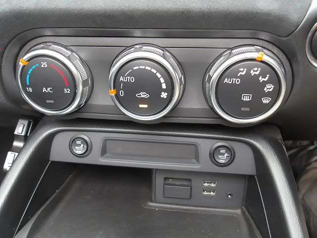 マツダ ロードスター １．５ Ｓ スペシャルパッケージ H29年 (東海) 99