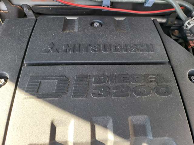 三菱 パジェロ ３．２ ロング エクシードＩＩ ディーゼルターボ ４ＷＤ H12年 (関東) 99