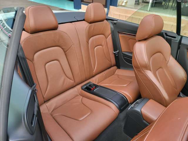 アウディ Ａ５　カブリオレ ３．２ ＦＳＩ クワトロ ４ＷＤ H22年 (関東) 99