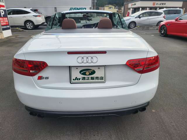 アウディ Ａ５　カブリオレ ３．２ ＦＳＩ クワトロ ４ＷＤ H22年 (関東) 99