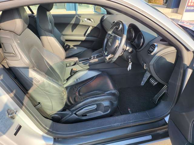 アウディ ＴＴ クーペ　２．０　ＴＦＳＩ H19年 (関東) 99