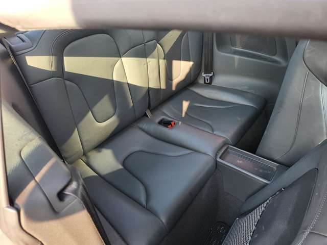 アウディ ＴＴ クーペ　２．０　ＴＦＳＩ H19年 (関東) 99