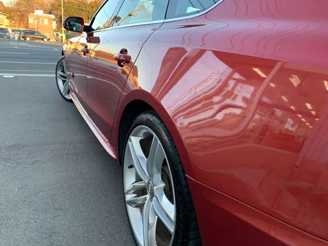 アウディ Ａ５　スポーツバック ２．０ ＴＦＳＩ クワトロ Ｓラインパッケージ ４ＷＤ H23年 (関東) 99