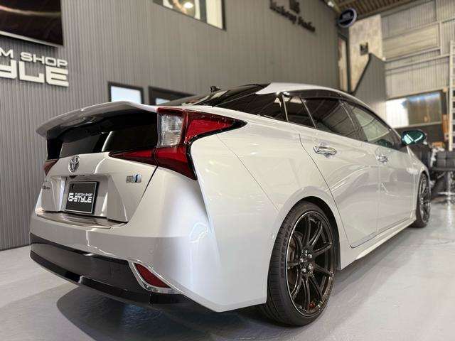 トヨタ プリウス １．８ Ａ ツーリングセレクション R2年 (東海) 99