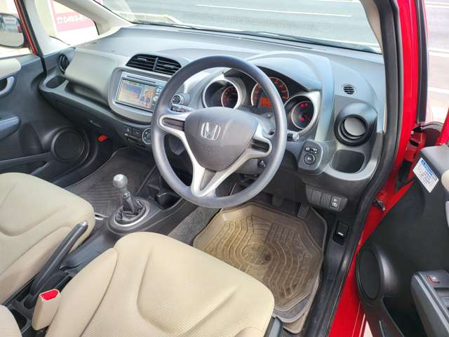 ホンダ フィット １．３ Ｇ スマートセレクション H24年 (関東) 99