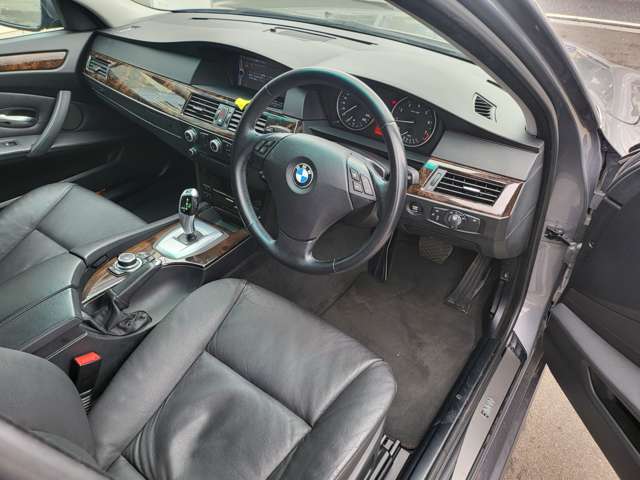 ＢＭＷ ５シリーズ ５２５Ｉ ハイラインパッケージ H22年 (関東) 99