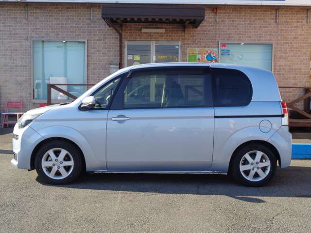 トヨタ スペイド １．５ Ｆ H28年 (関東) 99