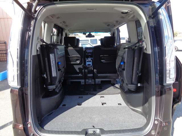 日産 セレナ ２．０ ハイウェイスター Ｖセレクション＋ＳＡＦＥＴＹ Ｓ－ＨＹＢＲＩＤ アドバンストセーフティ ＰＫＧ H27年 (関東) 99