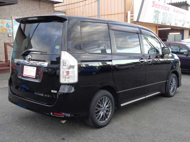 トヨタ ヴォクシー ２．０ ＺＳ 煌ＩＩＩ H25年 (関東) 99