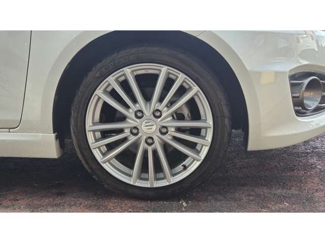 スズキ スイフト １．６ スポーツ H27年 (関東) 99