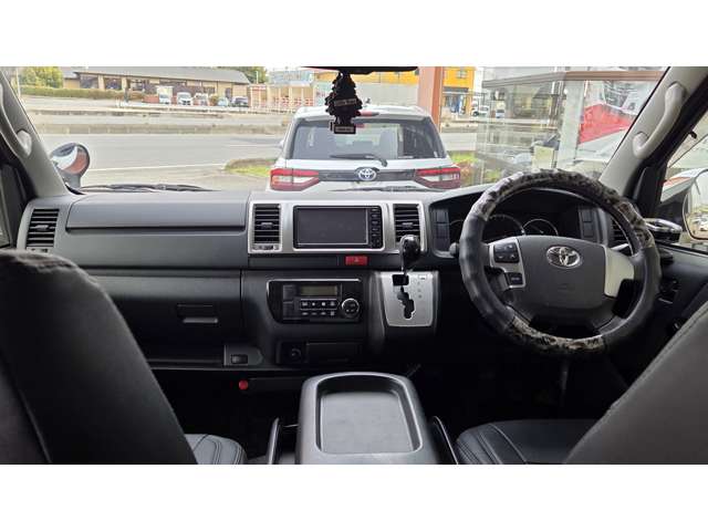 トヨタ ハイエースバン ２．０ スーパーＧＬ ロング H26年 (関東) 99