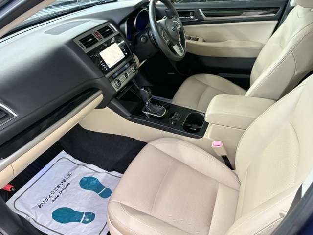スバル レガシィＢ４ ２．５ リミテッド ４ＷＤ H29年 (関東) 99