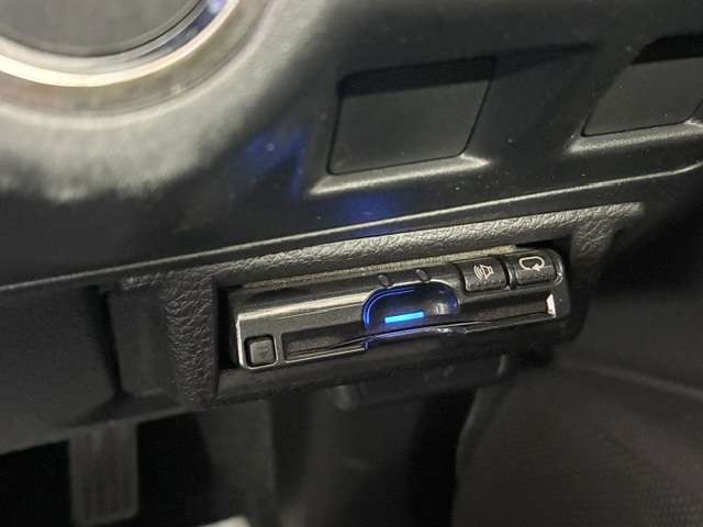 スバル フォレスター ２．０Ｉ－Ｌ アイサイト ４ＷＤ H28年 (関東) 99