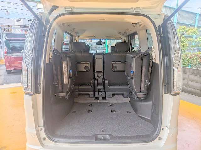 日産 セレナ ２．０ ハイウェイスター Ｖセレクション＋ＳＡＦＥＴＹ Ｓ－ＨＹＢＲＩＤ H27年 (関東) 99