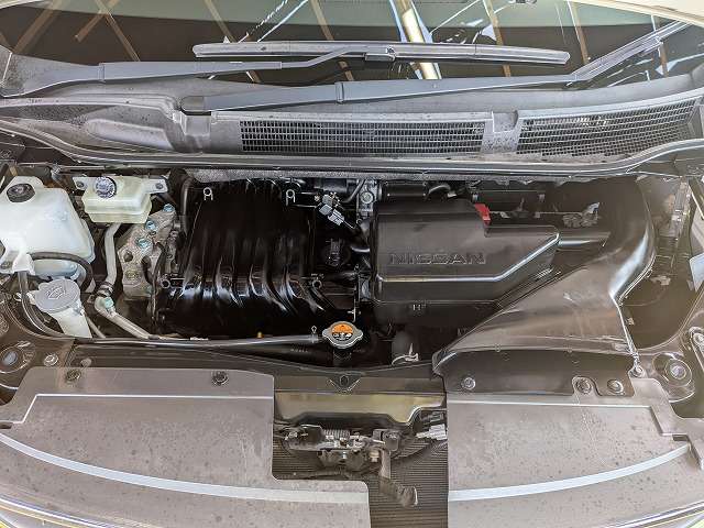 日産 セレナ ２．０ ハイウェイスター Ｖセレクション＋ＳＡＦＥＴＹ Ｓ－ＨＹＢＲＩＤ H27年 (関東) 99