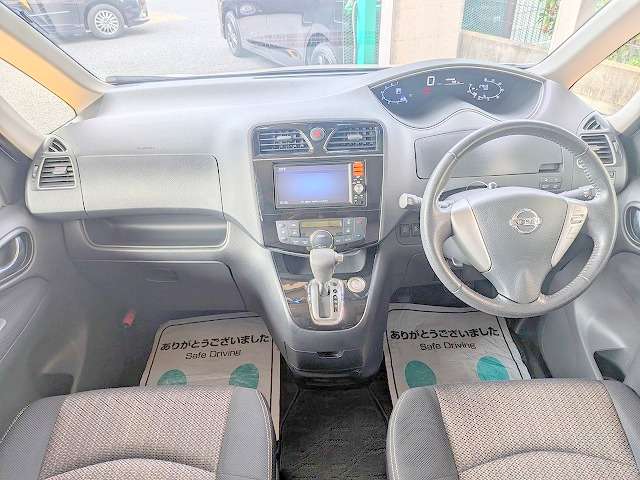 日産 セレナ ２．０ ハイウェイスター Ｖセレクション＋ＳＡＦＥＴＹ Ｓ－ＨＹＢＲＩＤ H27年 (関東) 99