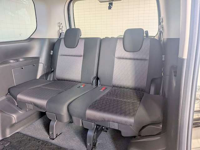 日産 セレナ ２．０ ハイウェイスター Ｖ R1年 (関東) 99