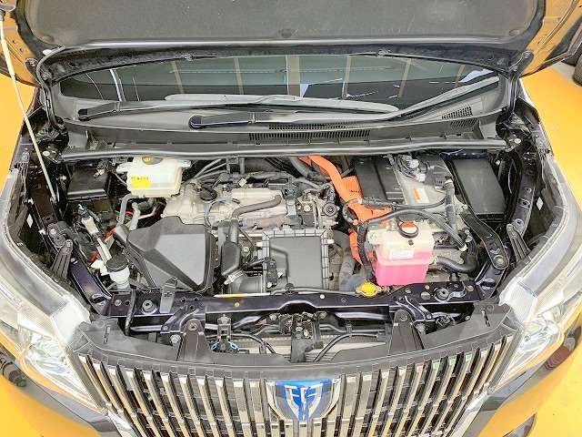トヨタ エスクァイア　ハイブリッド １．８ ハイブリッド ＸＩ H26年 (関東) 99