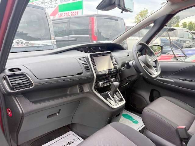 日産 セレナ ２．０ ハイウェイスター Ｖセレクション H29年 (関東) 99