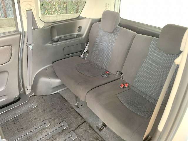 日産 セレナ ２．０ ２０Ｘ Ｖセレクション＋ＳＡＦＥＴＹ Ｓ－ＨＹＢＲＩＤ H27年 (関東) 99
