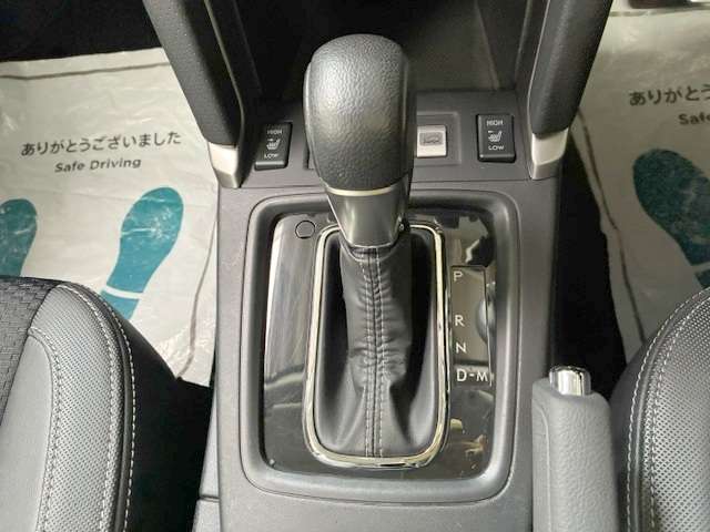 スバル フォレスター ２．０ Ｓ リミテッド ４ＷＤ H28年 (関東) 99