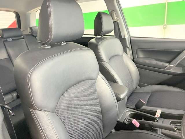 スバル フォレスター ２．０ Ｓ リミテッド ４ＷＤ H28年 (関東) 99