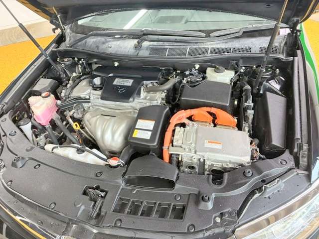 トヨタ カムリ　ハイブリッド ２．５ Ｇパッケージ プレミアムブラック H28年 (関東) 99