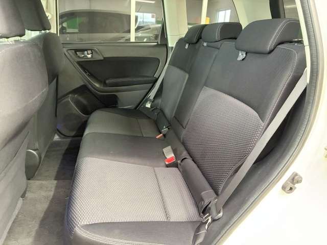 スバル フォレスター ２．０Ｉ－Ｓ アイサイト ４ＷＤ H25年 (関東) 99