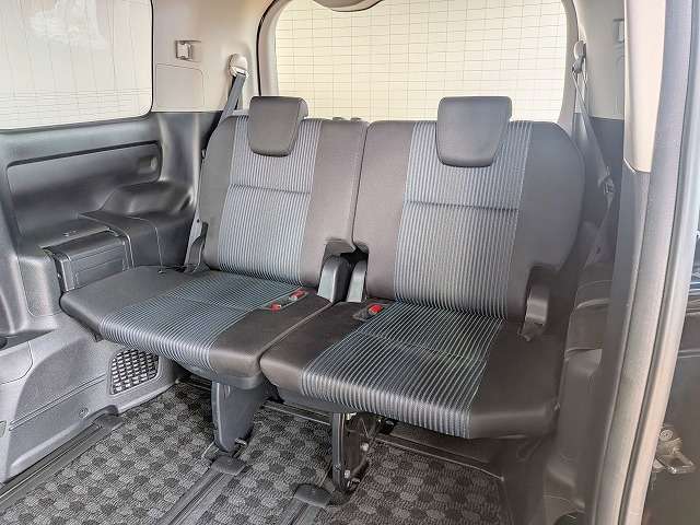 トヨタ ヴォクシー ２．０ ＺＳ 煌 H28年 (関東) 99