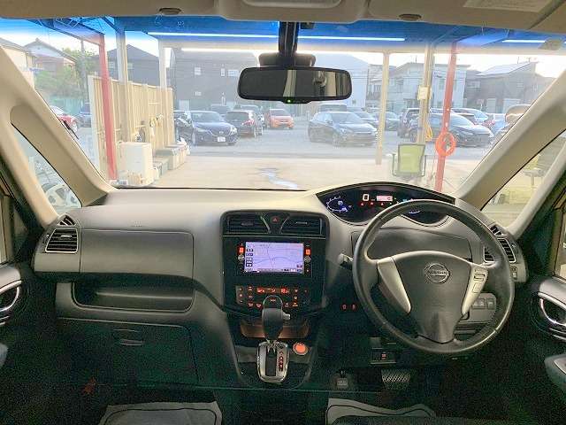 日産 セレナ ２．０ ハイウェイスター Ｓ－ＨＹＢＲＩＤ アドバンストセーフティ パッケージ H27年 (関東) 99