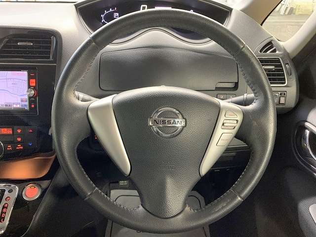 日産 セレナ ２．０ ハイウェイスター Ｓ－ＨＹＢＲＩＤ アドバンストセーフティ パッケージ H27年 (関東) 99