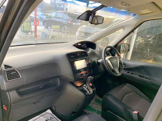 日産 セレナ ２．０ ハイウェイスター Ｓ－ＨＹＢＲＩＤ アドバンストセーフティ パッケージ H27年 (関東) 99