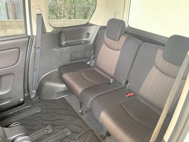 日産 セレナ ２．０ ハイウェイスター Ｓ－ＨＹＢＲＩＤ H26年 (関東) 99