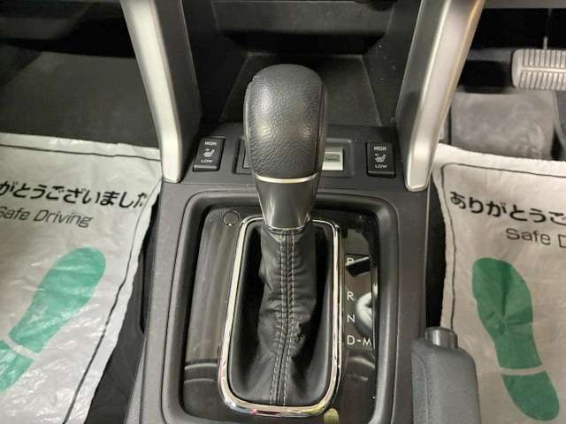 スバル フォレスター ２．０Ｉ－Ｌ アイサイト ４ＷＤ H26年 (関東) 99