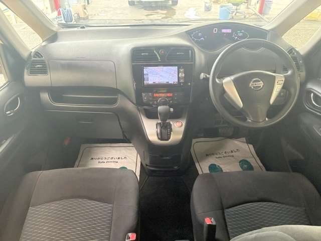 日産 セレナ ２．０ ２０Ｘ Ｖセレクション＋ＳＡＦＥＴＹ Ｓ－ＨＹＢＲＩＤ H27年 (関東) 99