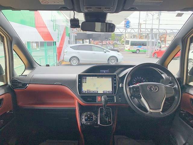 トヨタ ヴォクシー ２．０ ＺＳ H29年 (関東) 99