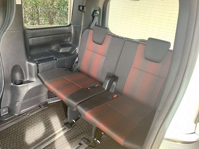 トヨタ ヴォクシー ２．０ ＺＳ H29年 (関東) 99