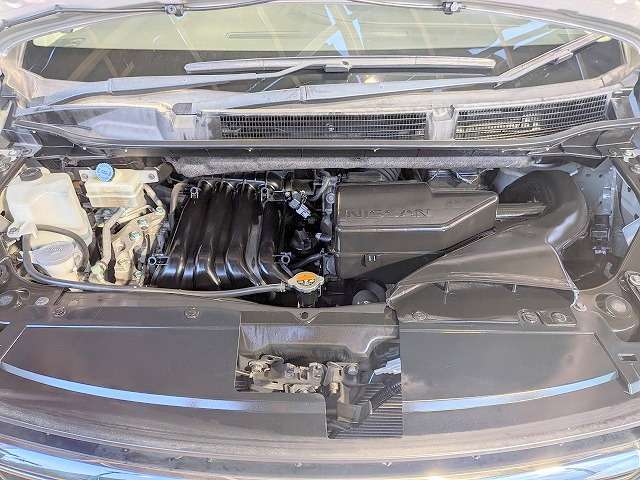 日産 セレナ ２．０ ２０Ｘ Ｖセレクション＋ＳＡＦＥＴＹ Ｓ－ＨＹＢＲＩＤ H28年 (関東) 99