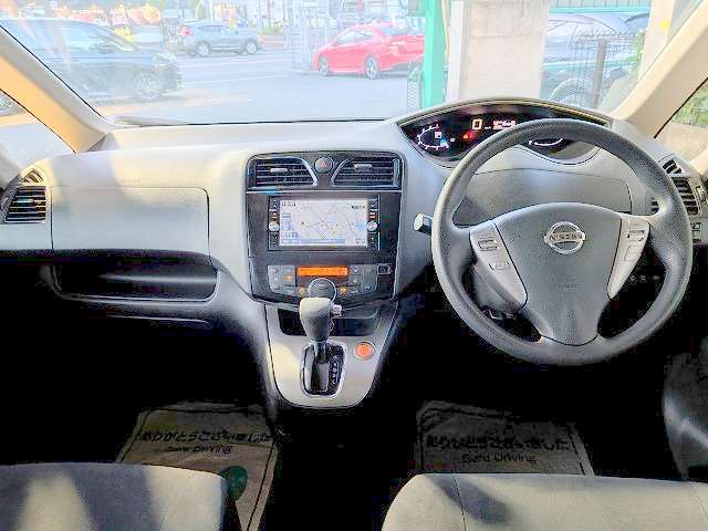 日産 セレナ ２．０ ２０Ｘ Ｖセレクション＋ＳＡＦＥＴＹ Ｓ－ＨＹＢＲＩＤ H28年 (関東) 99