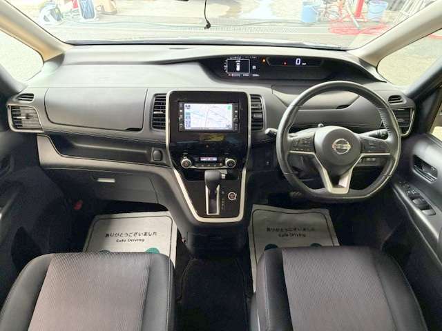 日産 セレナ ２．０ ハイウェイスター Ｖセレクション H29年 (関東) 99
