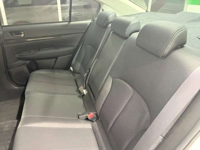 スバル レガシィＢ４ ２．０ ＧＴ ＤＩＴ アイサイト ４ＷＤ H25年 (関東) 99