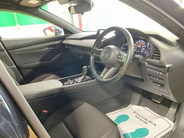 マツダ ＭＡＺＤＡ３　ファストバック １．８ ＸＤ プロアクティブ ツーリング セレクション ディーゼルターボ R1年 (関東) 99