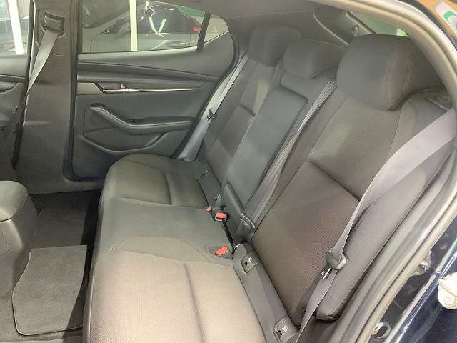 マツダ ＭＡＺＤＡ３　ファストバック １．８ ＸＤ プロアクティブ ツーリング セレクション ディーゼルターボ R1年 (関東) 99