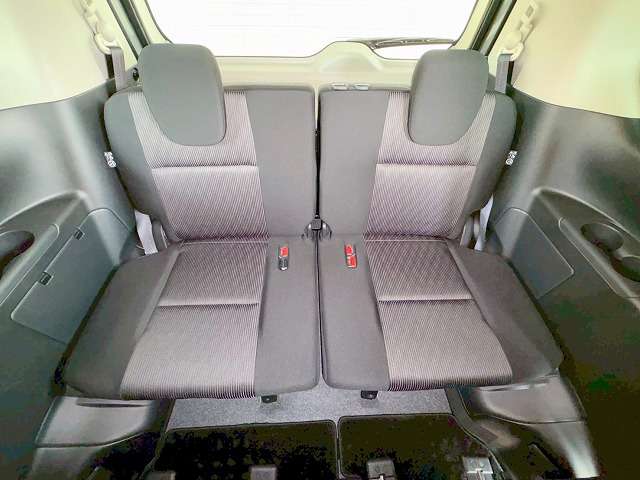 日産 セレナ ２．０ ハイウェイスター Ｖ R3年 (関東) 99