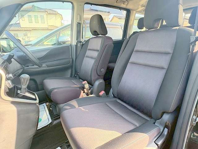 日産 セレナ ２．０ ハイウェイスター Ｖセレクション H29年 (関東) 99