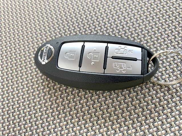 日産 セレナ ２．０ Ｘ Ｖセレクション H29年 (関東) 99