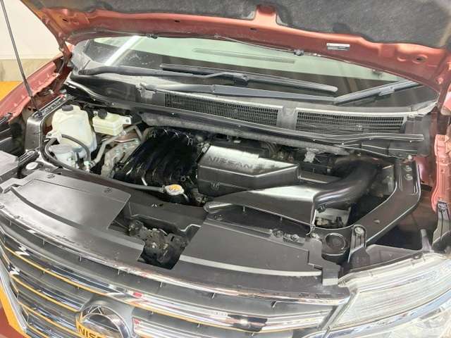 日産 セレナ ２．０ ハイウェイスター Ｖセレクション＋ＳＡＦＥＴＹ Ｓ－ＨＹＢＲＩＤ H27年 (関東) 99