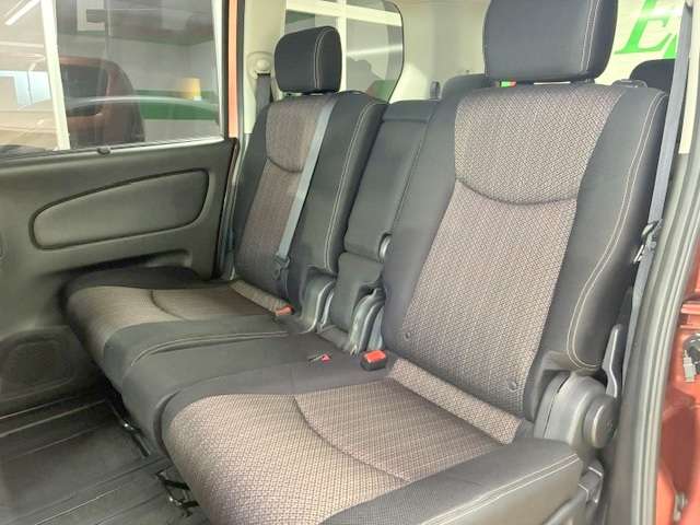 日産 セレナ ２．０ ハイウェイスター Ｖセレクション＋ＳＡＦＥＴＹ Ｓ－ＨＹＢＲＩＤ H27年 (関東) 99