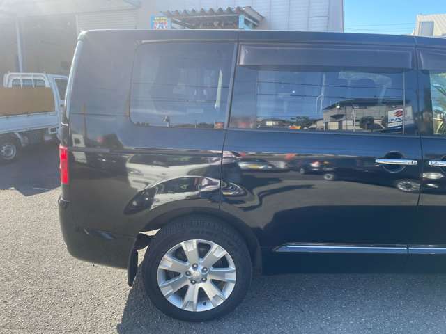 三菱 デリカ　Ｄ：５ ２．２ シャモニー ディーゼルターボ ４ＷＤ H27年 (関東) 99